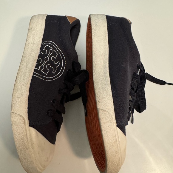 Like new Tory Burch Navy and White “Wally” Sneakers, size 6 - Picture 4 of 7